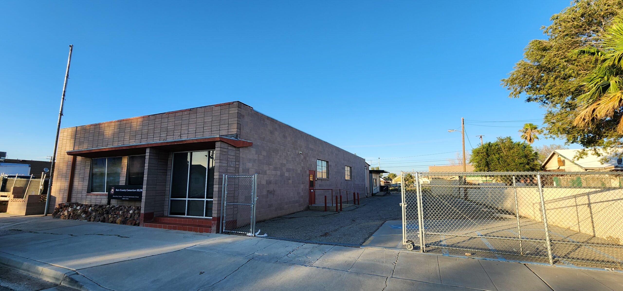 East Kern Community School