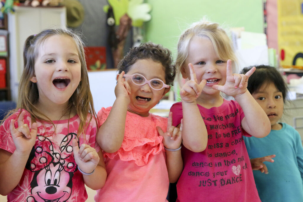 4 young girls at Richardson Center